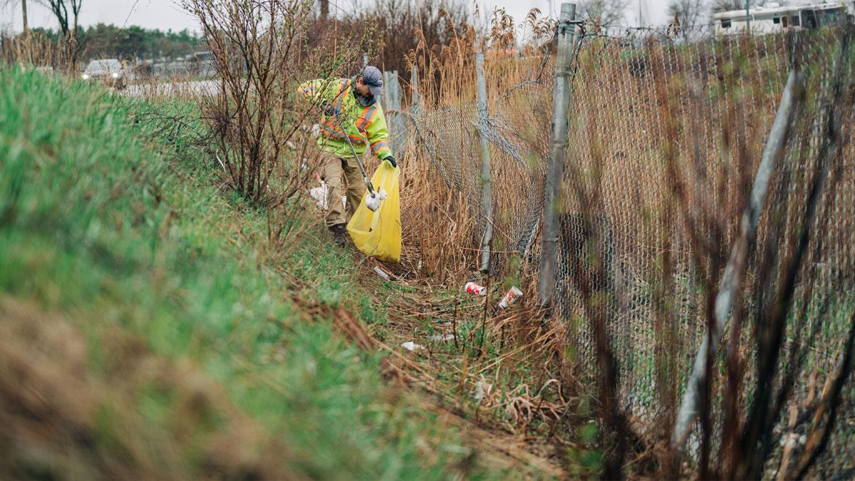 Person collecting litter in Barrie